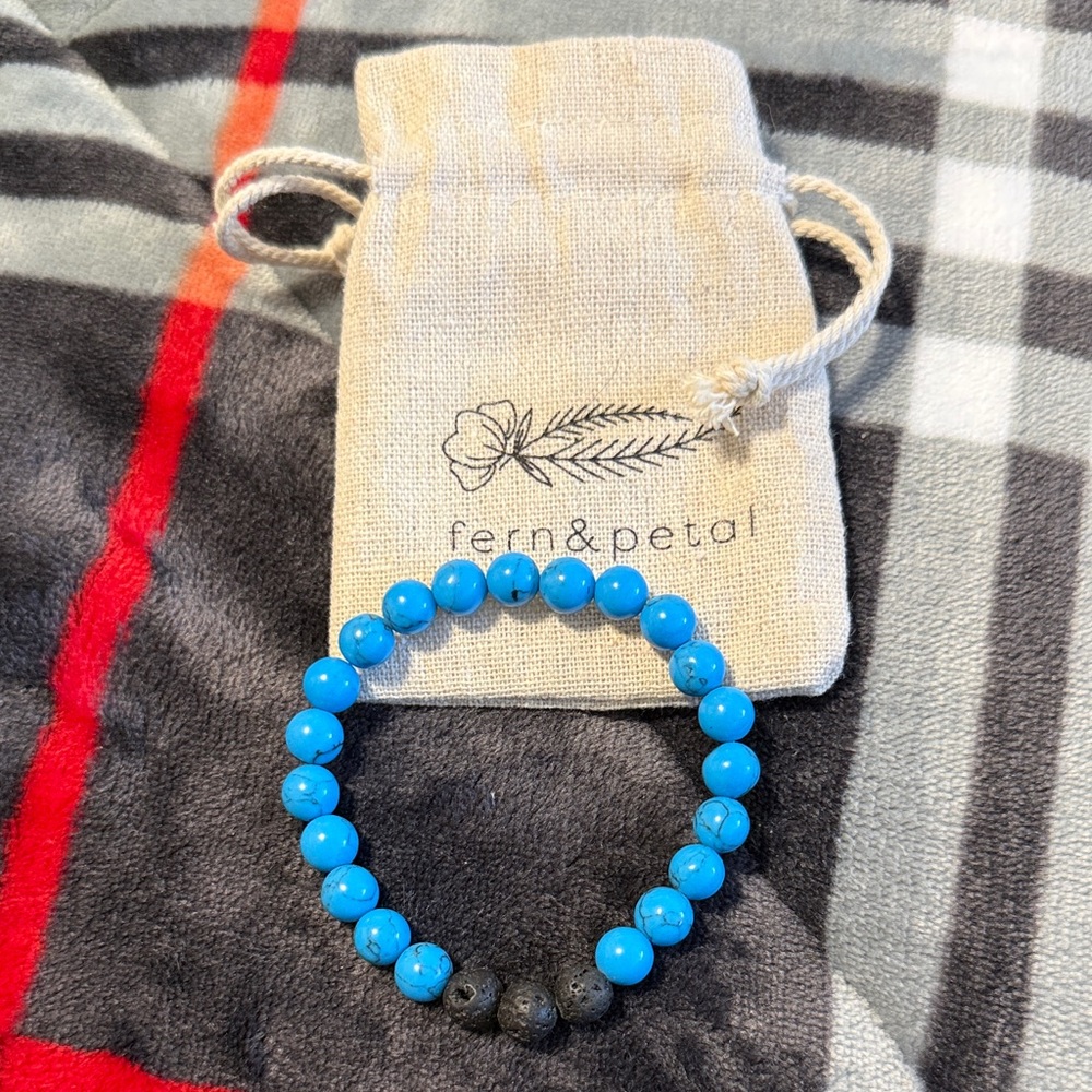 Beautiful Blue Turquoise Howlite Bracelet with Pouch